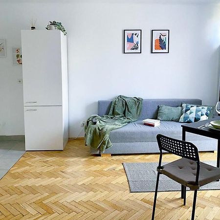 Halby Apartment Chlodna 15 วอร์ซอ ภายนอก รูปภาพ