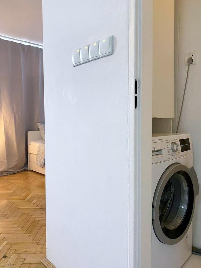 Halby Apartment Chlodna 15 วอร์ซอ ภายนอก รูปภาพ